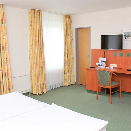 Ξενοδοχείο Stadthotel 3*